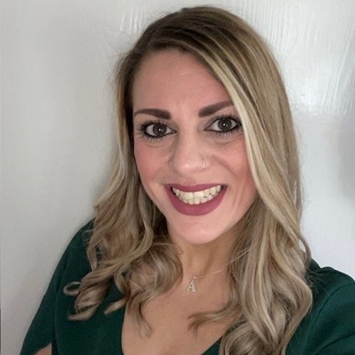 Profile photo of Amy Jones